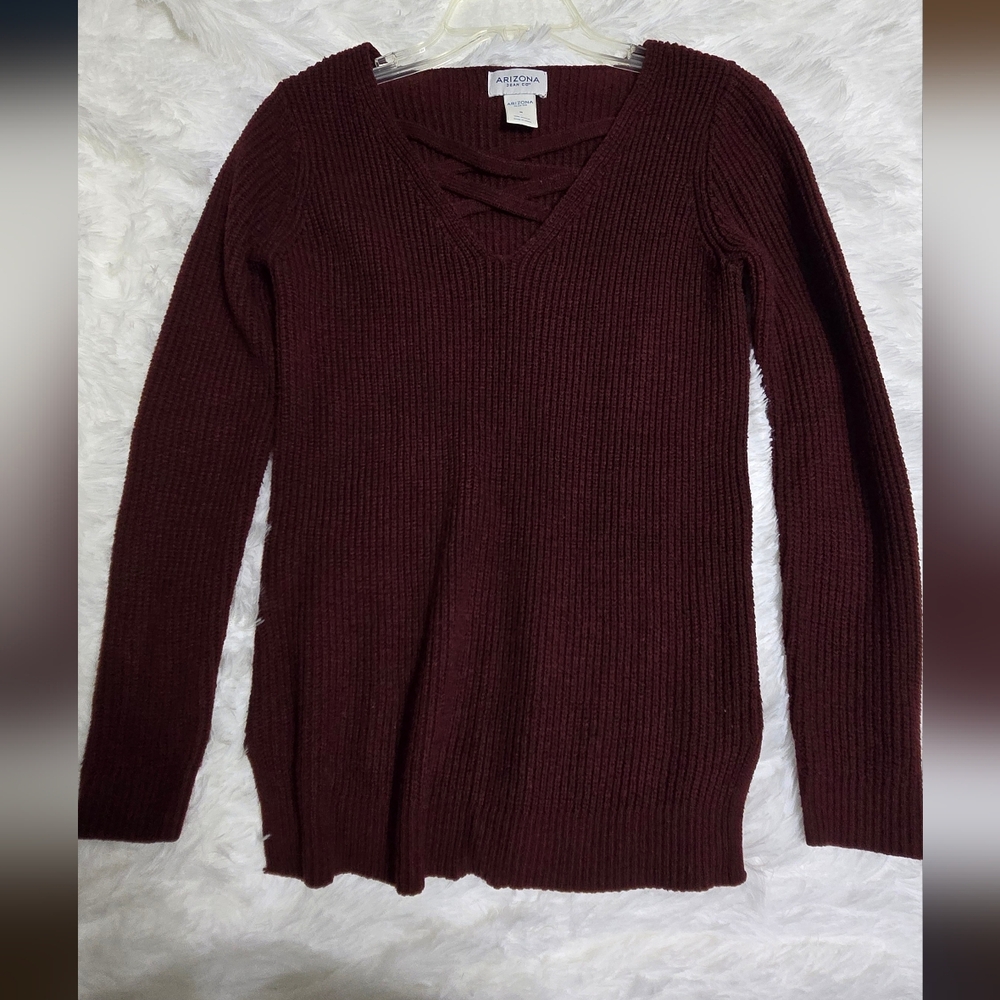 Arizona Jean Company Burgundy V-Neck Sweater